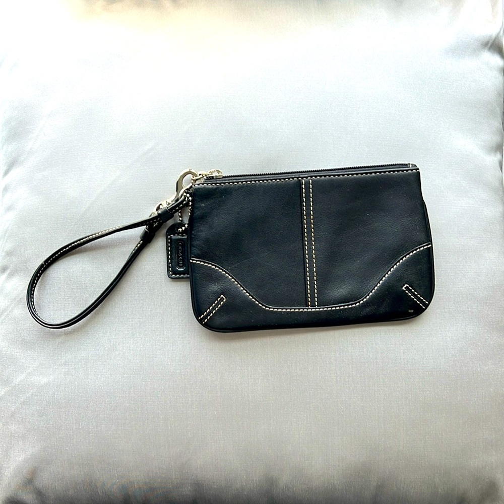 Coach Vintage Black Leather Wristlet